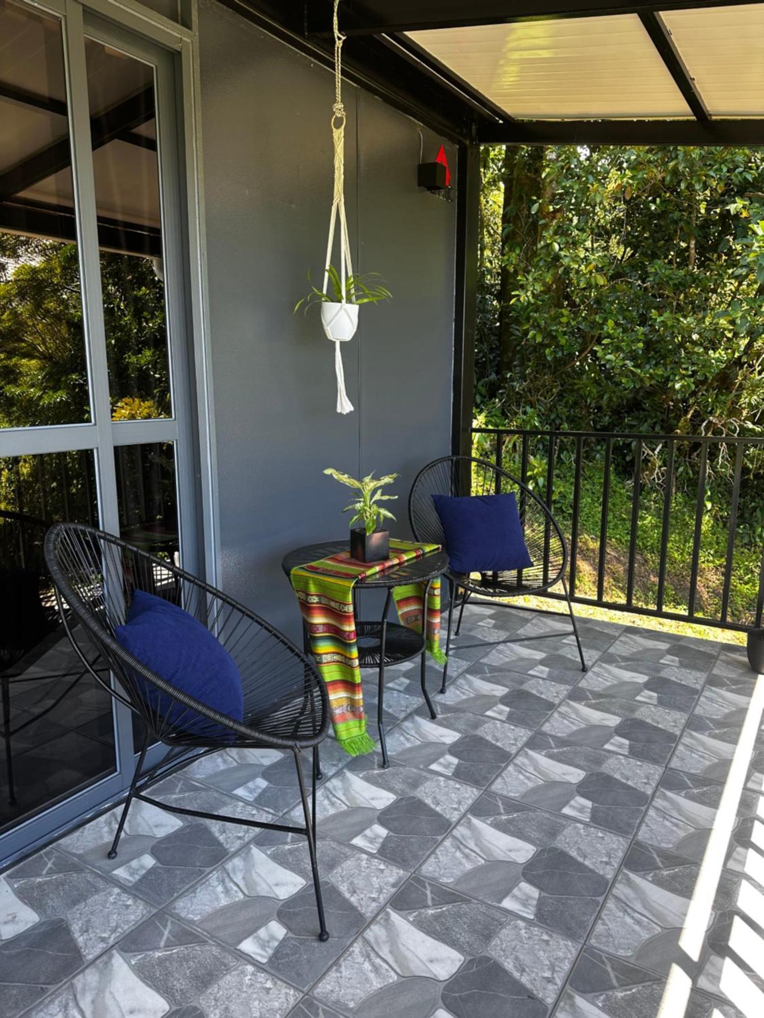 Dadirri House Minicasa Santa Elena モンテベルデ エクステリア 写真
